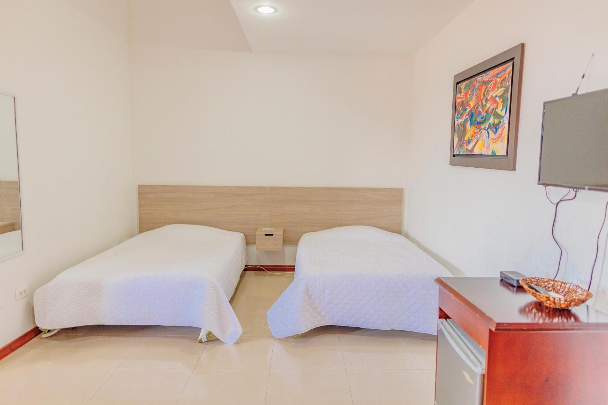 Hotel Arrayanes Del Quindio Montenegro Esterno foto