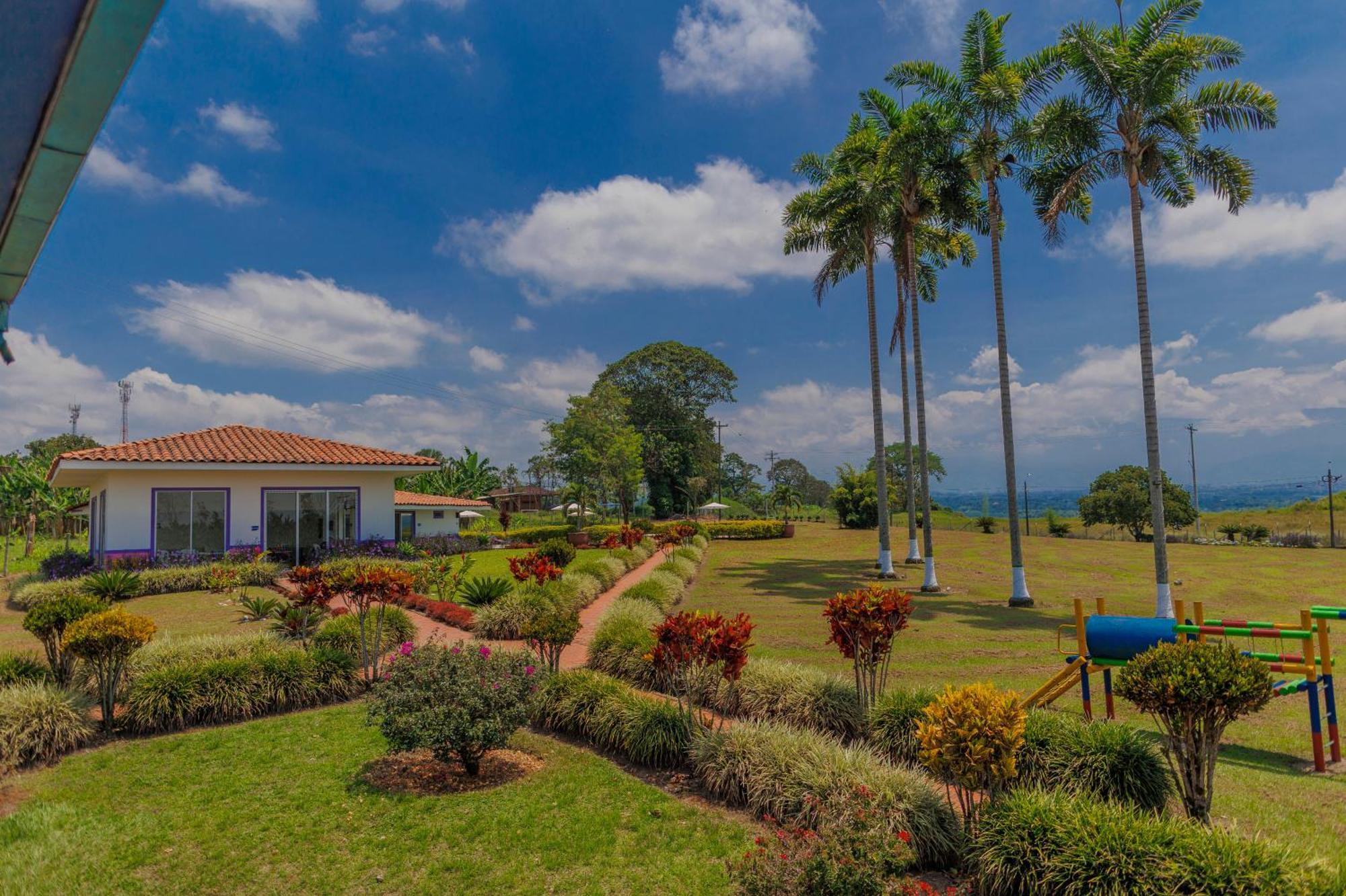 Hotel Arrayanes Del Quindio Montenegro Esterno foto